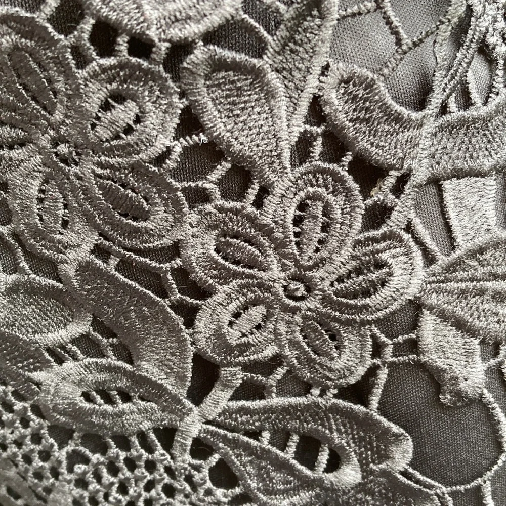 Black lace on black cocktail/formal strapless dress with flapper hem size M - Picture 3 of 6